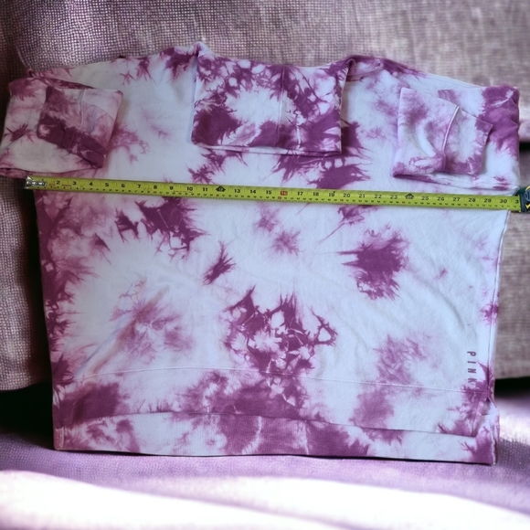 Victoria's Secret PINK Tie Dye Oversized Turtleneck Sweater NWT - Picture 3 of 7